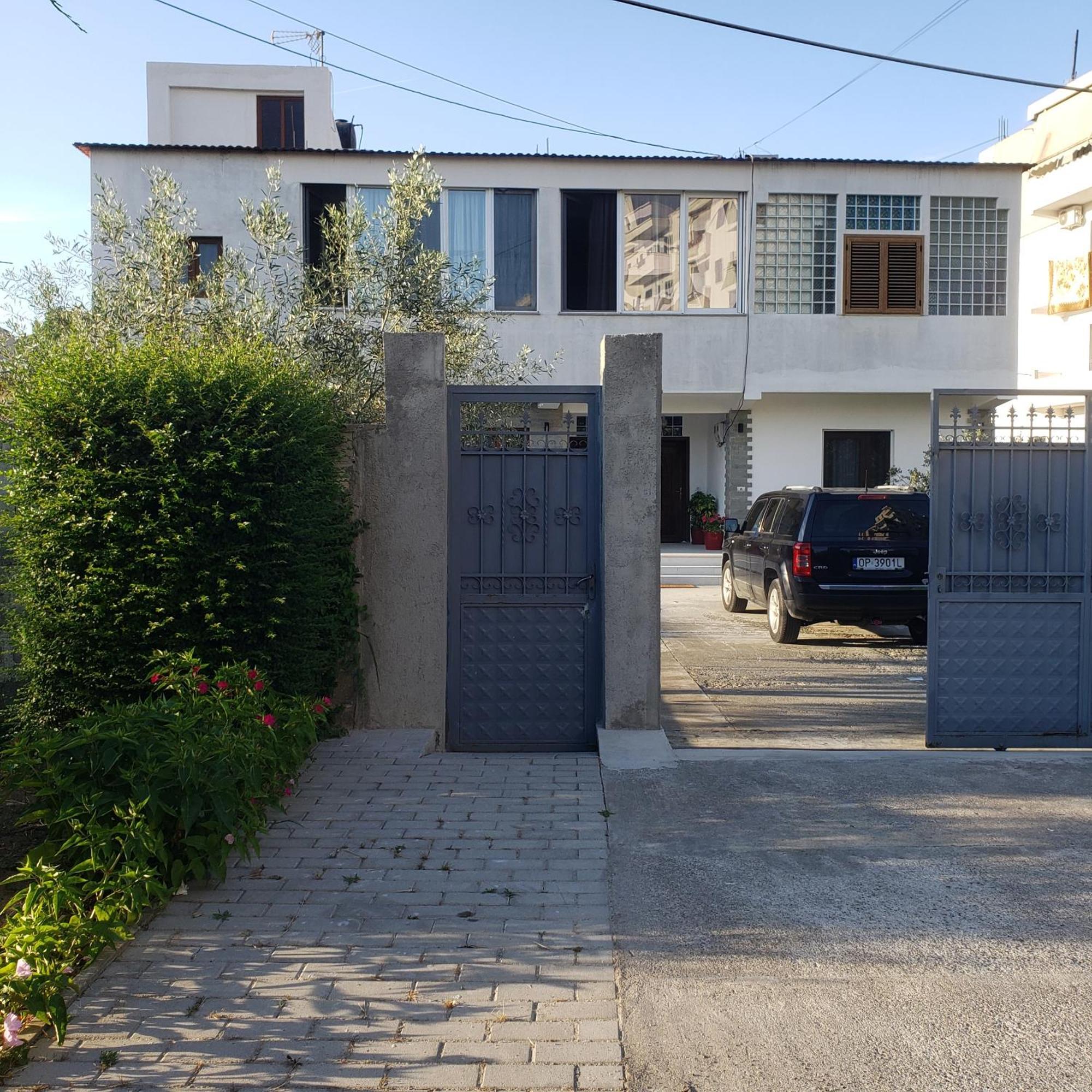 דורס Pomegranates & Olives Guesthouse מראה חיצוני תמונה